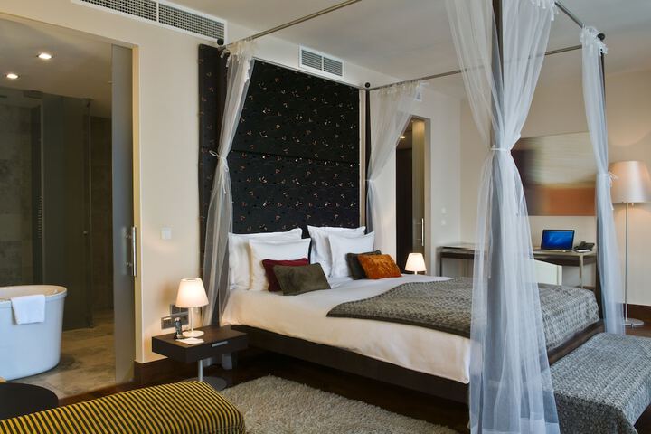Room 28 of 101