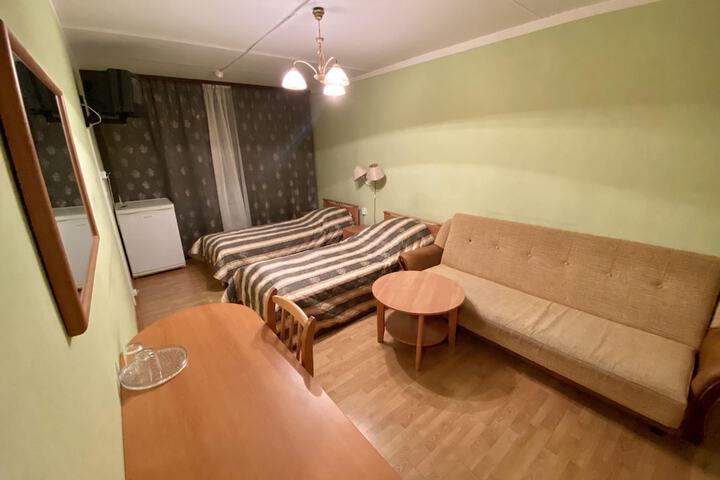 Room 7 of 13