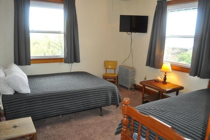 Room 16 of 68