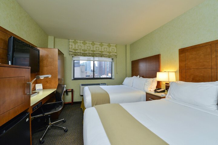 Double Bed Accessible (2 of 7)