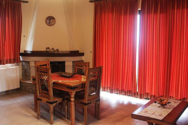 Room 8 of 31