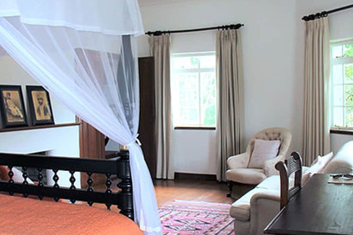 Room 12 of 62