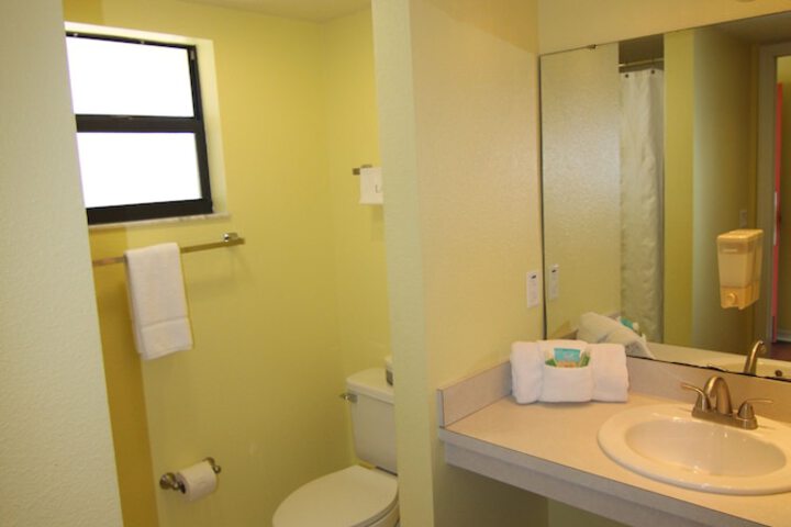 Room 14 of 23