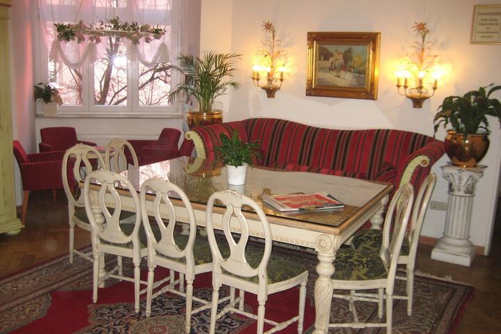 Lobby Entry