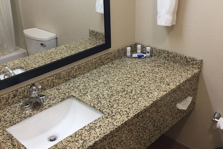 Bathroom sink
