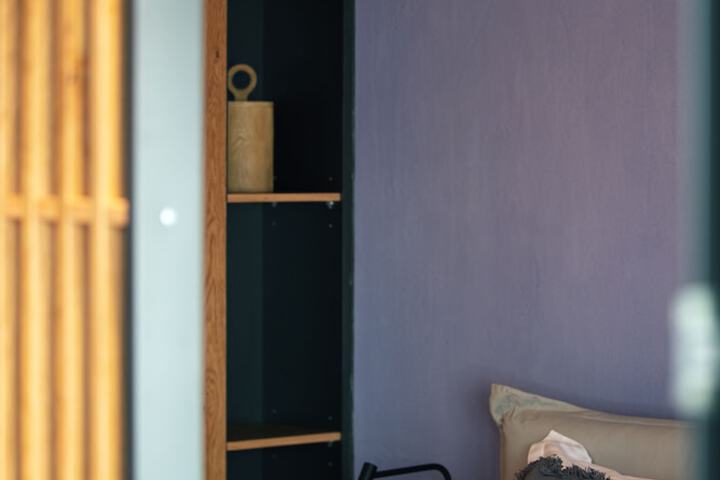 Room 42 of 85