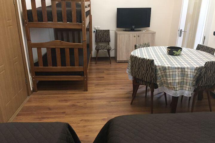 Room 16 of 19