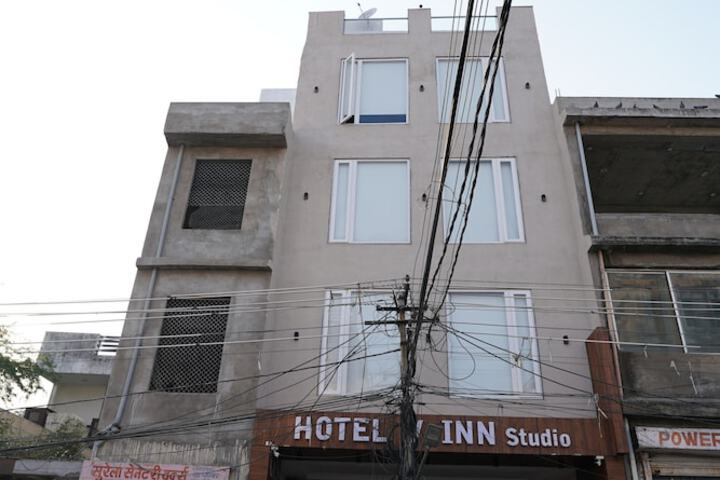 Hotel V Inn Studio