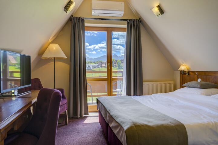 Room 21 of 86