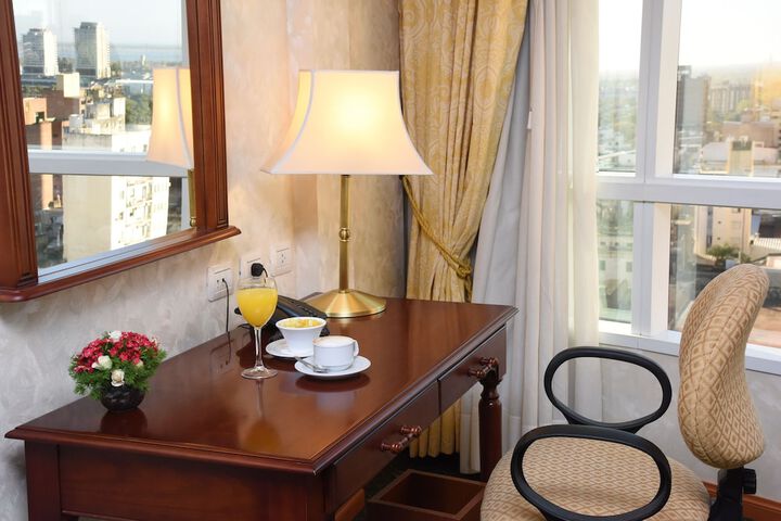 Room 15 of 41