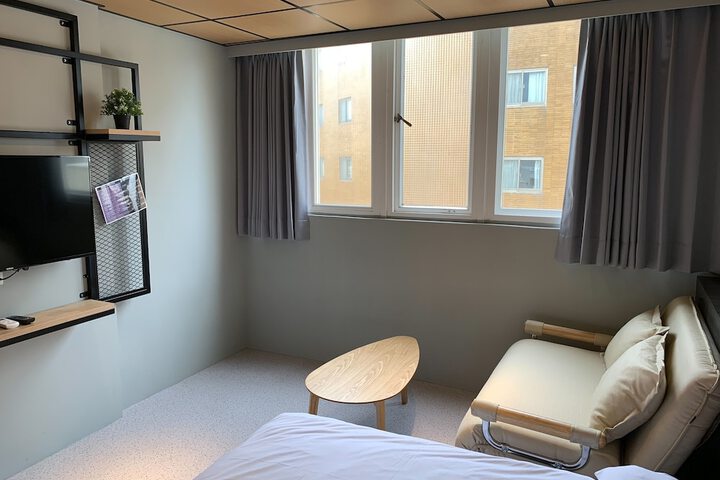 Room 30 of 42