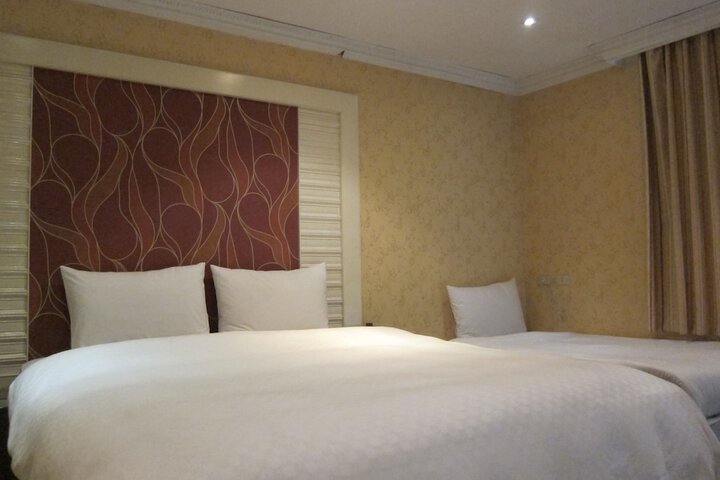 Room 18 of 39
