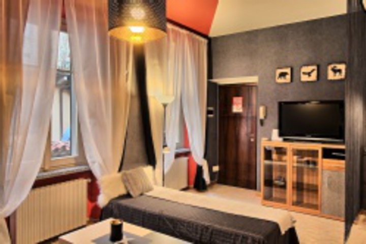 Room 499 of 528