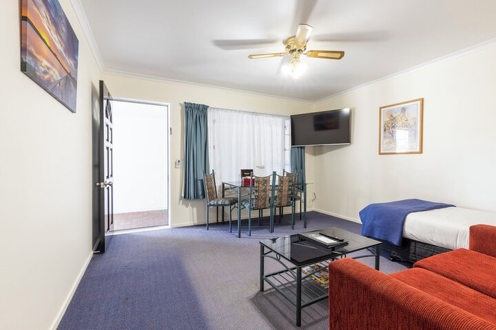 Room 46 of 79