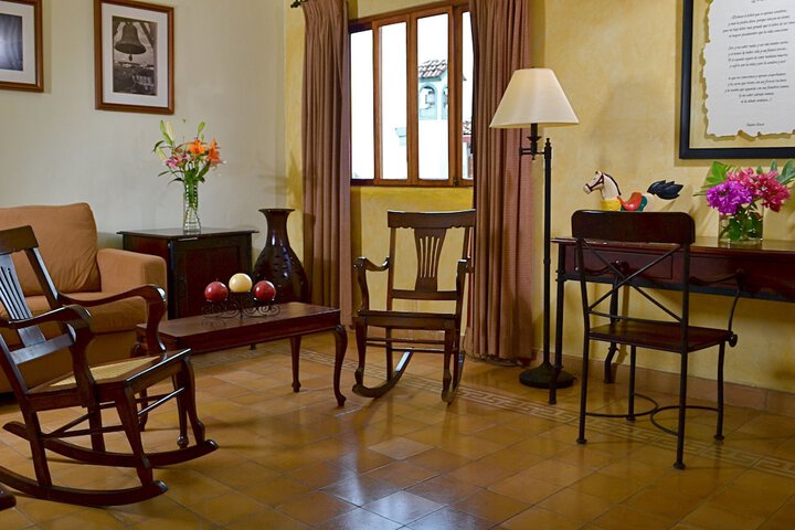Room 12 of 62