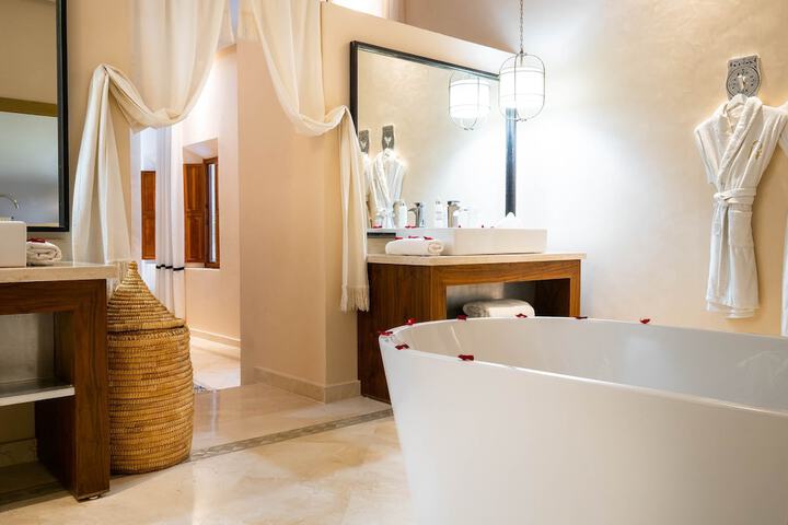 Bath Interior