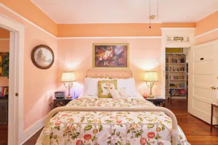 Room 12 of 78