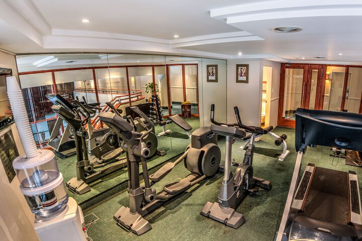 Hotel Gym
