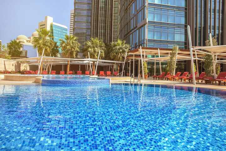 Pool 76 of 142