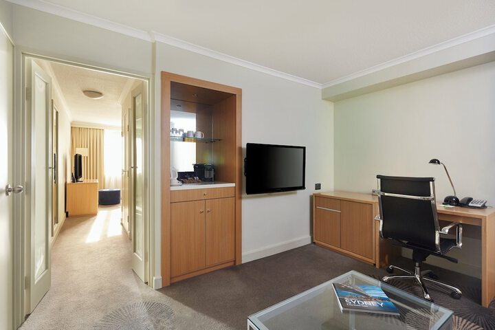 Room 10 of 129