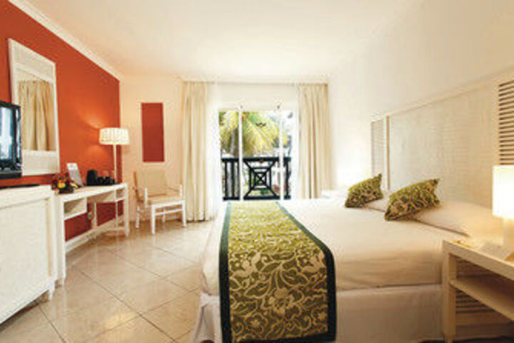 Room 16 of 23