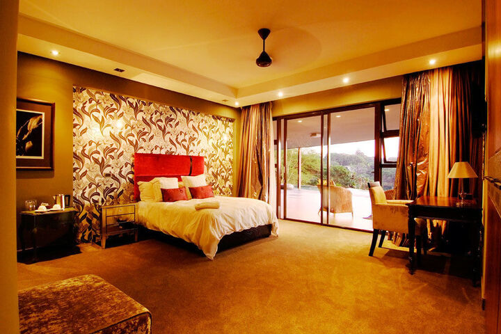 Room 10 of 25