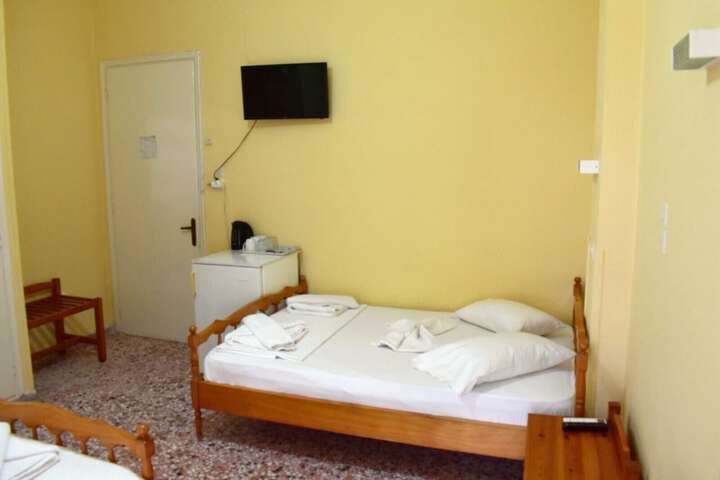 Room 14 of 72