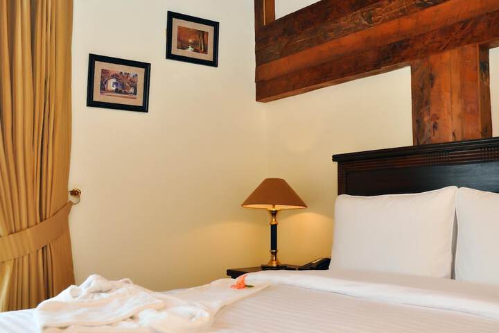 Room 22 of 48