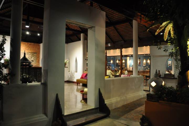 Hotel Interior 4 of 161