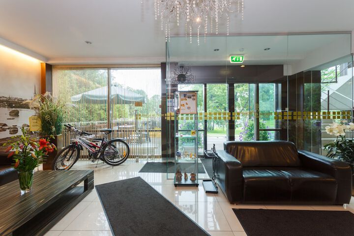 Lobby Entry