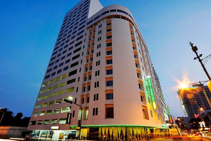 Hotel 37 of 38