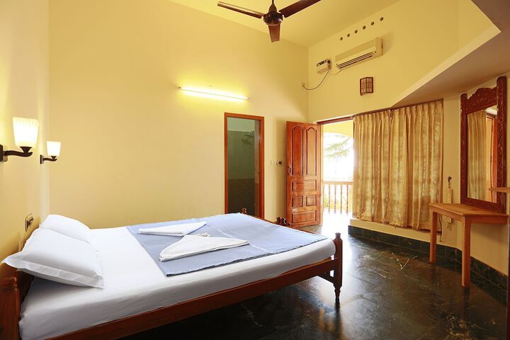 Room 3 of 59