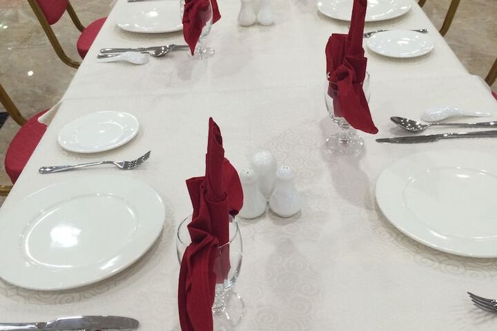 Dining 42 of 56