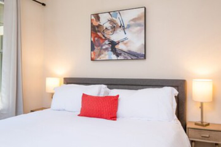 Room 73 of 82
