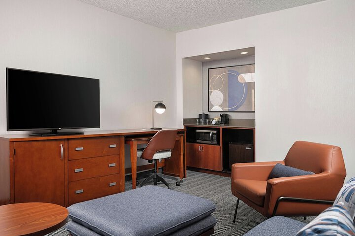 Room 12 of 41