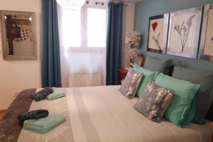 Room 74 of 96