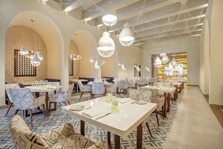 Dining 157 of 218