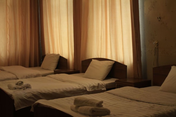 Room 15 of 30