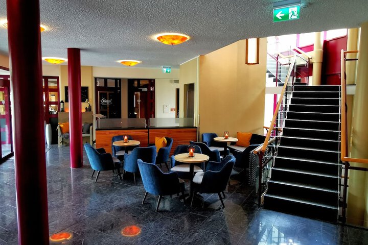 Hotel 2 of 33