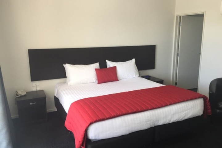 Room 15 of 31
