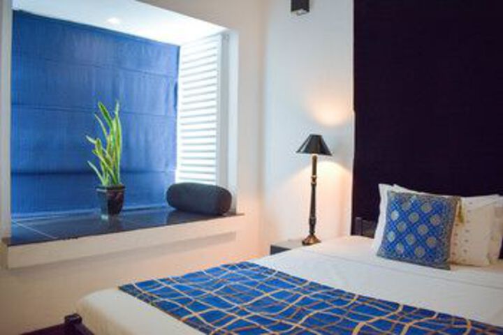 Room 18 of 24