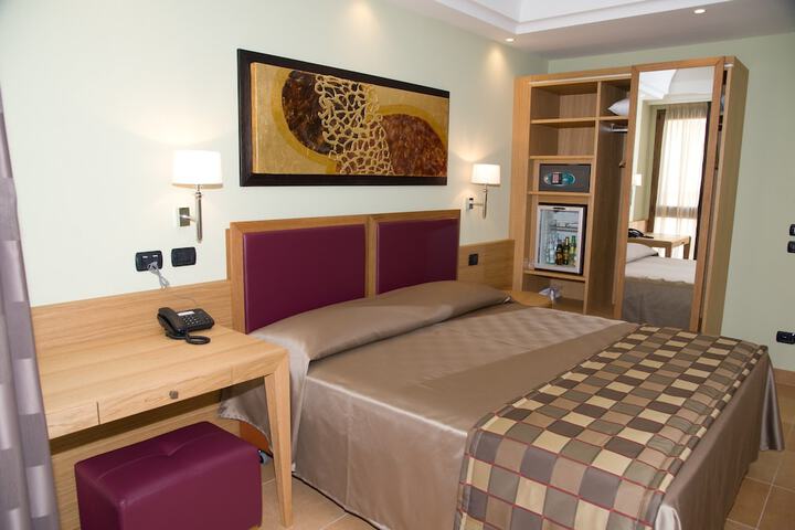 Room 7 of 60
