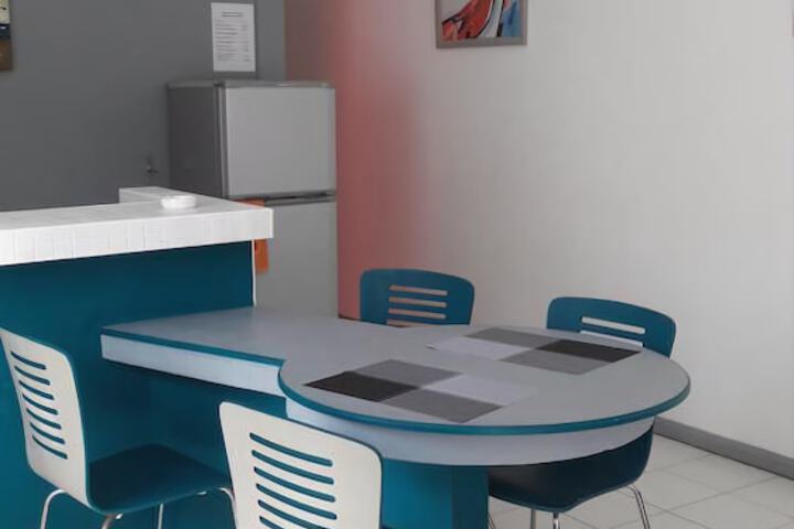 Room 9 of 21