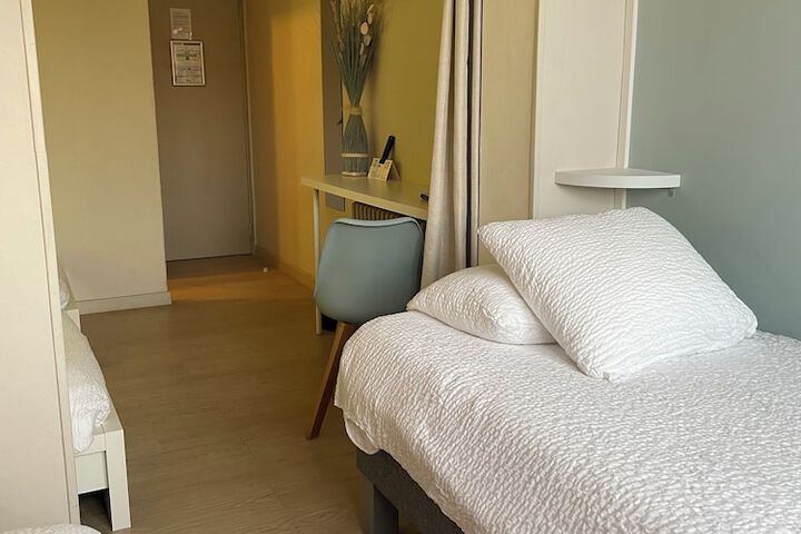 Room 18 of 60