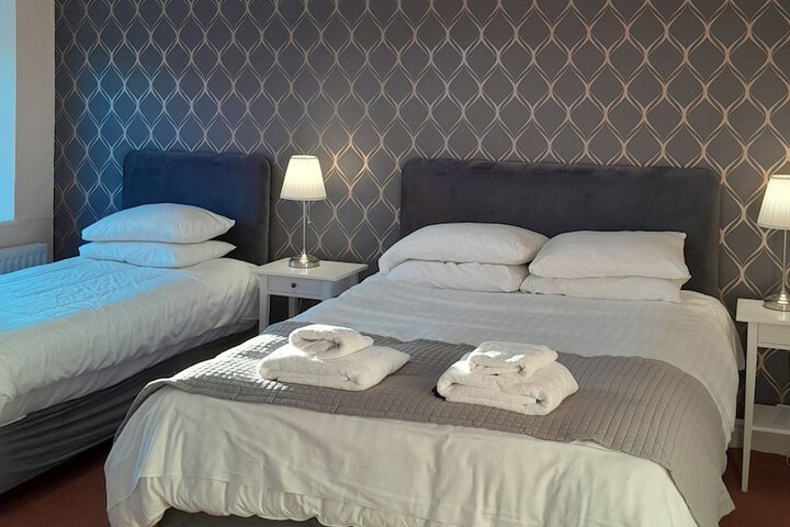 Room 8 of 38