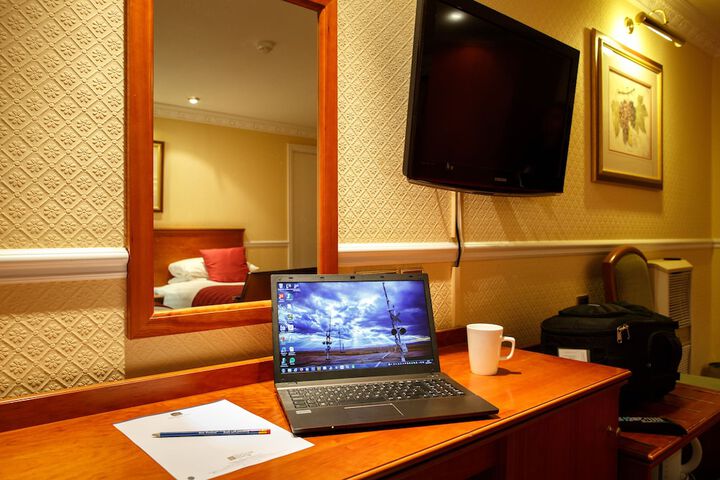 In-room business center