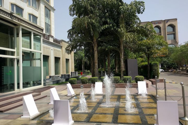 Hotel Exterior 63 of 63
