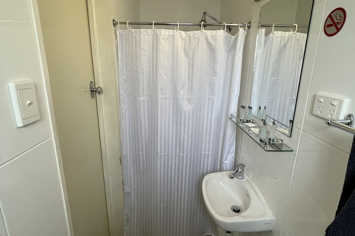 Clean Restrooms