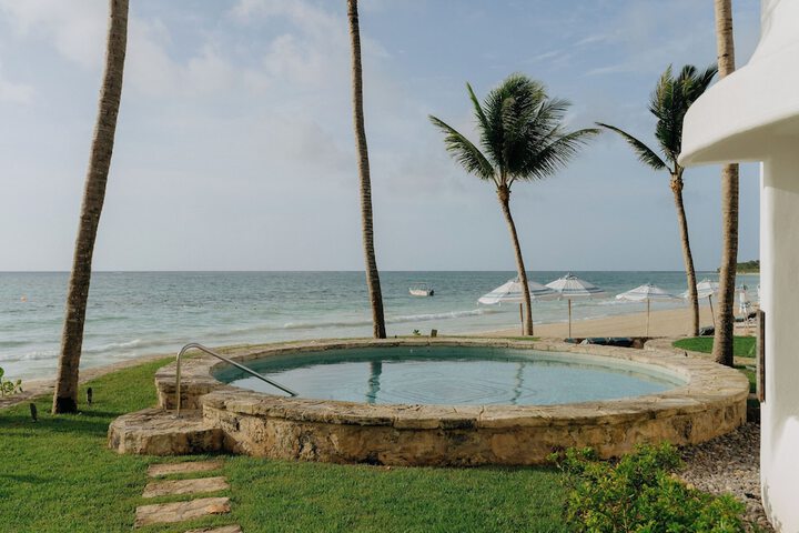 Pool 95 of 145