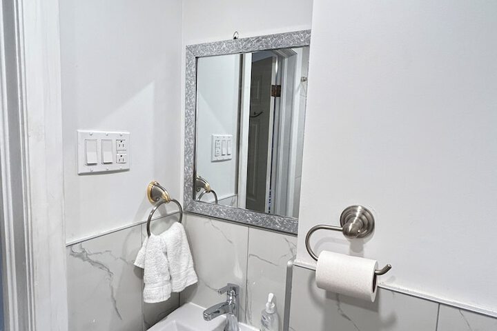 Room 16 of 26